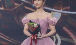 杨紫走红毯最新爆料,最新动态引发热议！